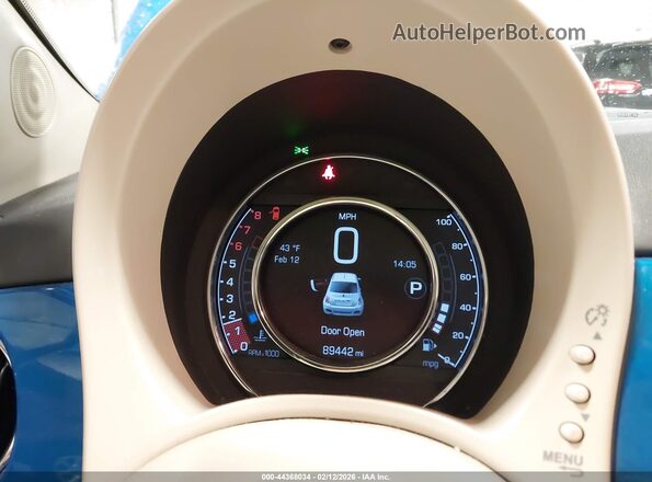 3C3CFFKH7JT511537 2018 FIAT 500 Синий Вид задних сидений