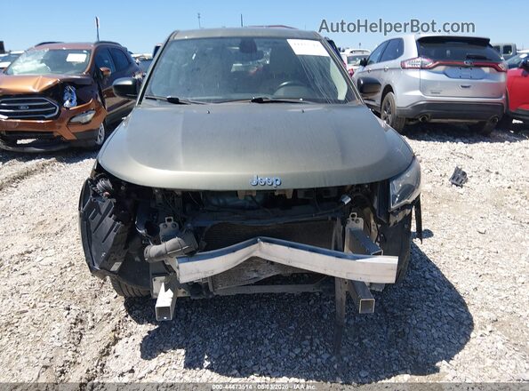 3C4NJCAB4KT763245 2019 JEEP COMPASS Зеленый Вид задней части салона