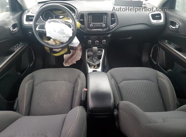 3C4NJCAB7JT286213 2018 JEEP COMPASS Серый 