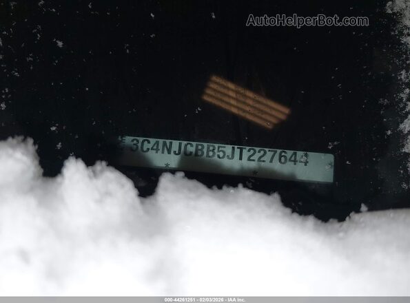 3C4NJCBB5JT227644 2018 JEEP COMPASS Серый Вид подкапотного пространства