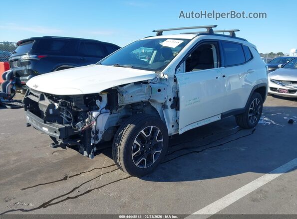 3C4NJDAB3KT846395 2019 JEEP COMPASS White Առջևի ձախ երեք քառորդ տեսարան