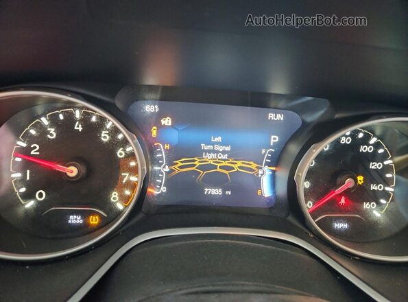 3C4NJDBB0KT650705 2019 JEEP COMPASS Белый Вид щитка приборов