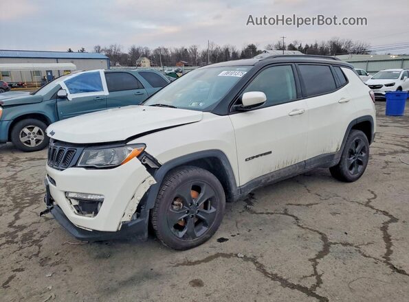 3C4NJDBB1JT298703 2018 JEEP COMPASS White Vista tres cuartos delantera izquierda