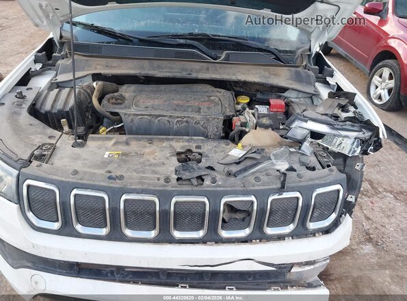 3C4NJDBB2NT206553 2022 JEEP COMPASS White Widok z tyłu