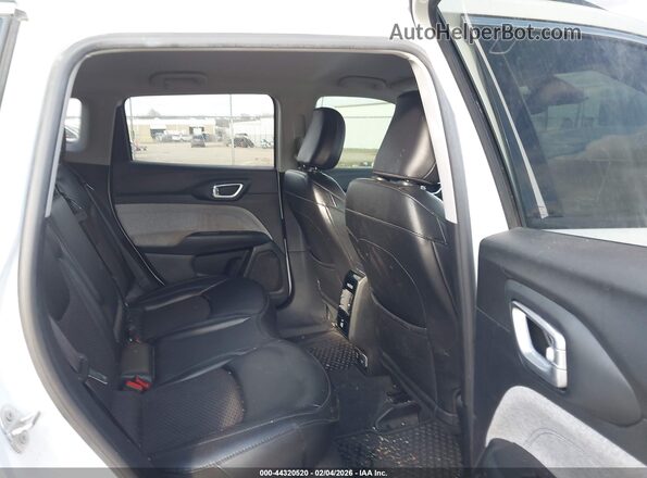3C4NJDBB2NT206553 2022 JEEP COMPASS White Widok naklejki z numerem VIN