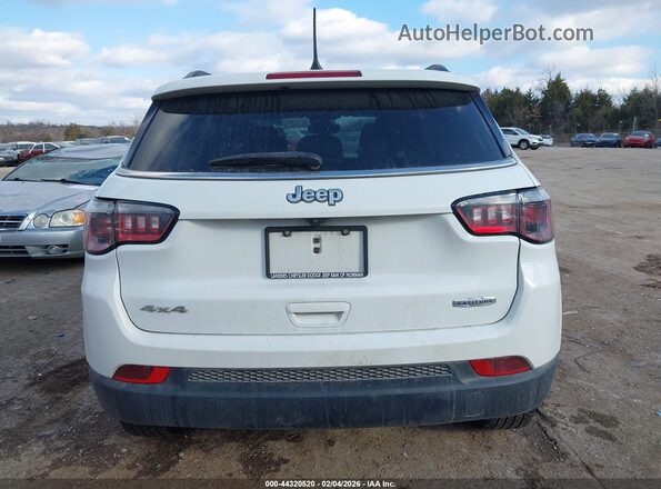 3C4NJDBB2NT206553 2022 JEEP COMPASS White 