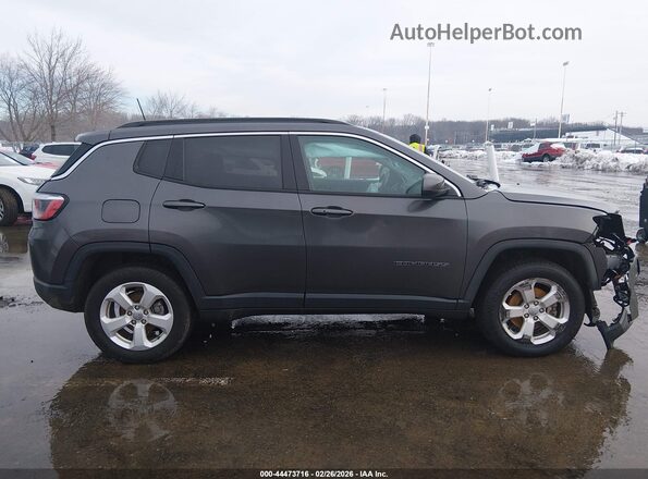 3C4NJDBB5KT768118 2019 JEEP COMPASS Gray Widok wnętrza z tyłu