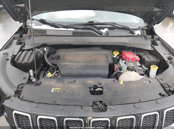 3C4NJDBB5KT768118 2019 JEEP COMPASS Gray Widok z tyłu