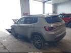 2017 Jeep New Compass Latitude 4x4 Silver vin: 3C4NJDBB7HT597364