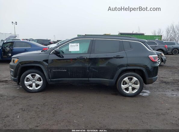 3C4NJDBB7KT654301 2019 JEEP COMPASS Black უკანა სალონის ხედი
