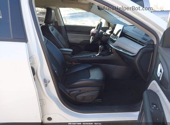 3C4NJDBB8NT219582 2022 JEEP COMPASS White Widok wnętrza z przodu