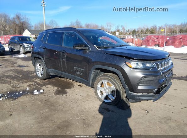 3C4NJDBN0PT504225 2023 JEEP COMPASS Серый Передняя правая четверть