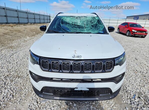 3C4NJDBN3ST516166 2025 JEEP COMPASS White Widok z przodu