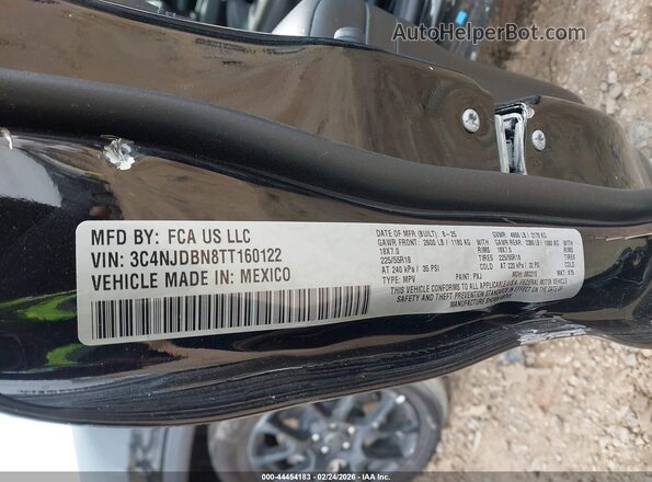 3C4NJDBN8TT160122 2026 JEEP COMPASS Black Vista del compartimento del motor