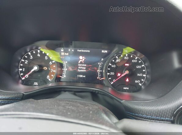 3C4NJDBNXTT179643 2026 JEEP COMPASS Red Вид задніх сидінь