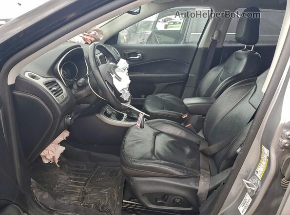 3C4NJDCB1KT669875 2019 JEEP COMPASS Gray წინა სალონის ხედი