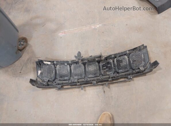 3C4NJDCB3HT688968 2017 JEEP NEW COMPASS Gray ხელსაწყოთა პანელის ხედი