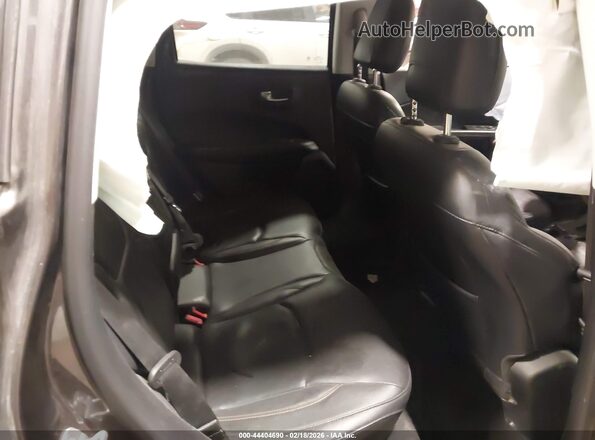 3C4NJDCB3HT688968 2017 JEEP NEW COMPASS Gray VIN კოდის სტიკერის ხედი