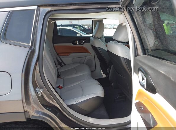 3C4NJDCB5NT159081 2022 JEEP COMPASS Gray Widok naklejki z numerem VIN