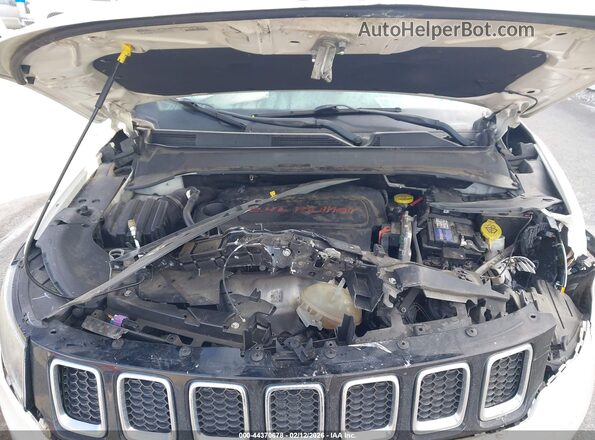 3C4NJDCB6HT627890 2017 JEEP NEW COMPASS Белый Вид сзади