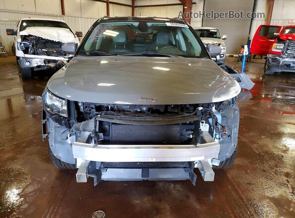 3C4NJDCB8KT673907 2019 JEEP COMPASS Silver წინა ხედი
