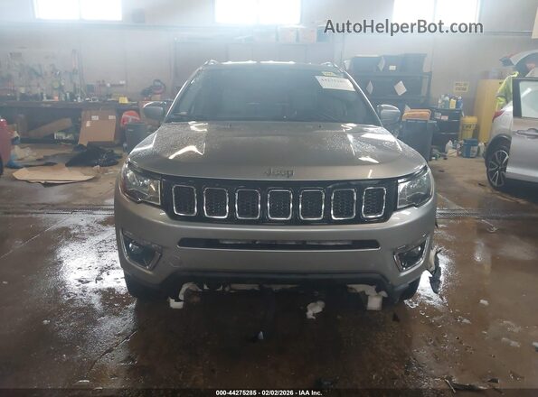 3C4NJDCB9MT523937 2021 JEEP COMPASS Серебряный Вид щитка приборов