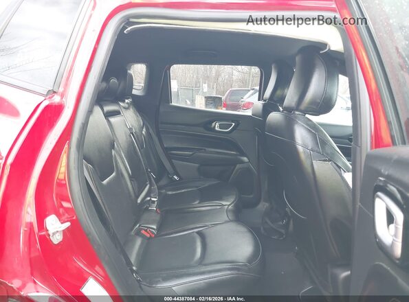 3C4NJDCN0PT511187 2023 JEEP COMPASS Red Vista de la etiqueta del VIN