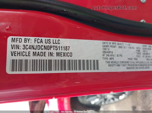 3C4NJDCN0PT511187 2023 JEEP COMPASS Red Vista del compartimento del motor