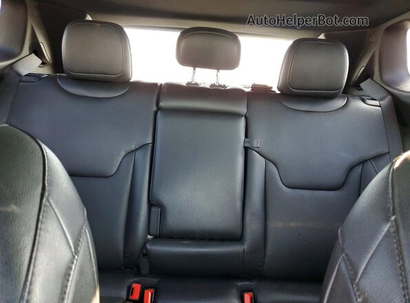 3C4NJDCN0PT515241 2023 JEEP COMPASS Белый Вид задних сидений