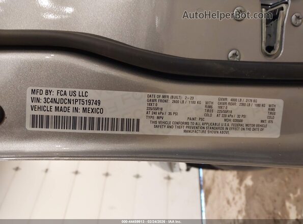 3C4NJDCN1PT519749 2023 JEEP COMPASS Серый Вид подкапотного пространства