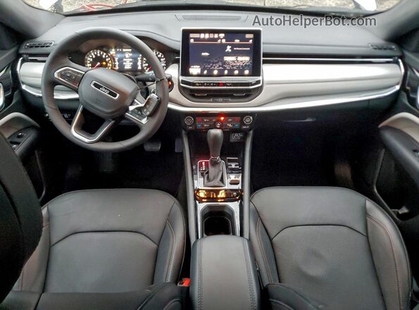 3C4NJDCN2PT537581 2023 JEEP COMPASS Серебряный Вид панели приборов