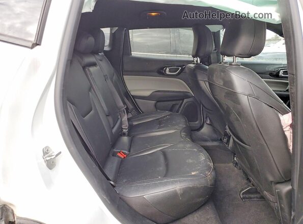 3C4NJDCN6ST507962 2025 JEEP COMPASS Белый Вид задних сидений