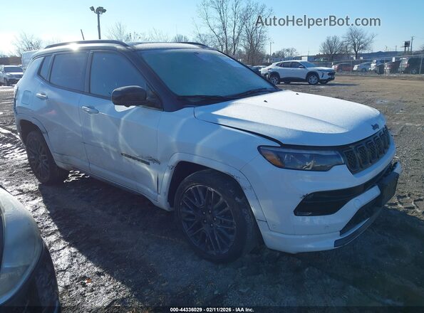 3C4NJDCN8PT568558 2023 JEEP COMPASS Белый Передняя правая четверть