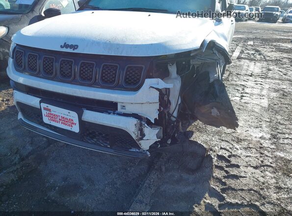3C4NJDCN8PT568558 2023 JEEP COMPASS Белый Задняя правая четверть