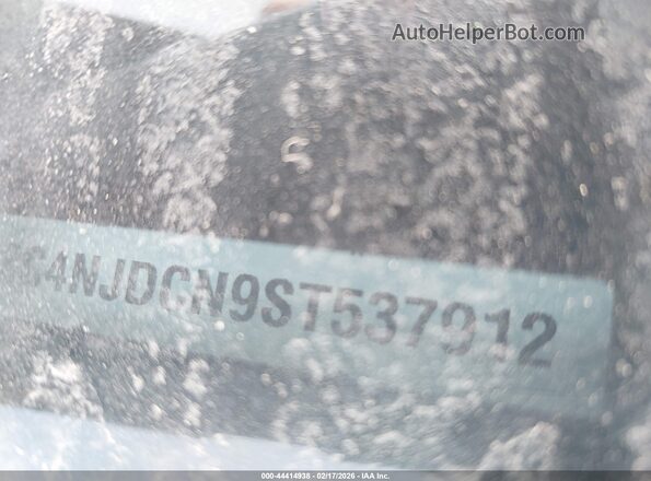 3C4NJDCN9ST537912 2025 JEEP COMPASS Silver Widok komory silnika