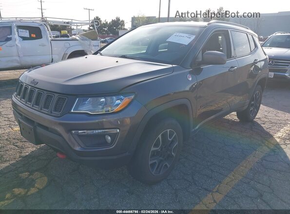 3C4NJDDB1KT670930 2019 JEEP COMPASS Коричневый Передняя левая четверть