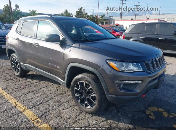 3C4NJDDB1KT670930 2019 JEEP COMPASS Коричневый Передняя правая четверть
