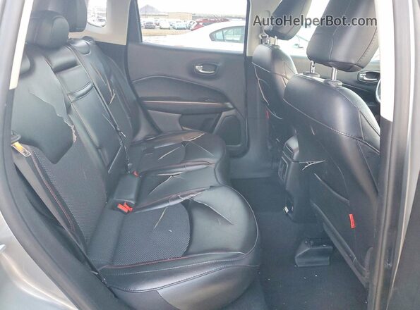 3C4NJDDB2KT721545 2019 JEEP COMPASS Gray Հետևի նստատեղերի տեսք