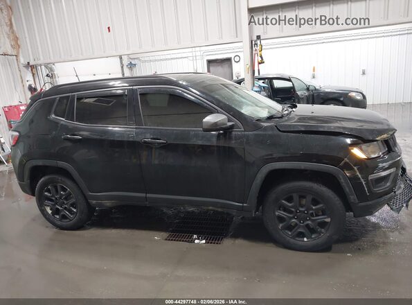 3C4NJDDB5HT631864 2017 JEEP NEW COMPASS Черный Панорамный вид салона 360°