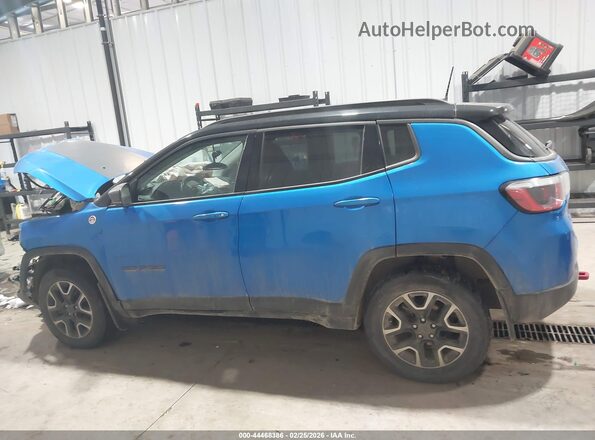 3C4NJDDB5JT485598 2018 JEEP COMPASS Синий Панорамный вид салона 360°