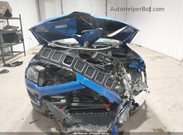 3C4NJDDB5JT485598 2018 JEEP COMPASS Синий Вид щитка приборов