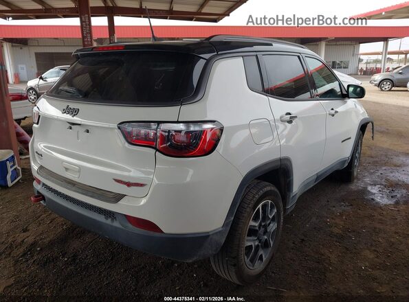 3C4NJDDB6KT799889 2019 JEEP COMPASS White Задня права чверть
