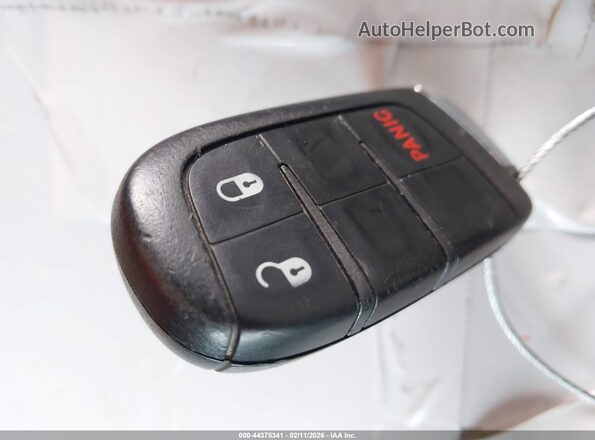 3C4NJDDB6KT799889 2019 JEEP COMPASS White Вид панелі приладів