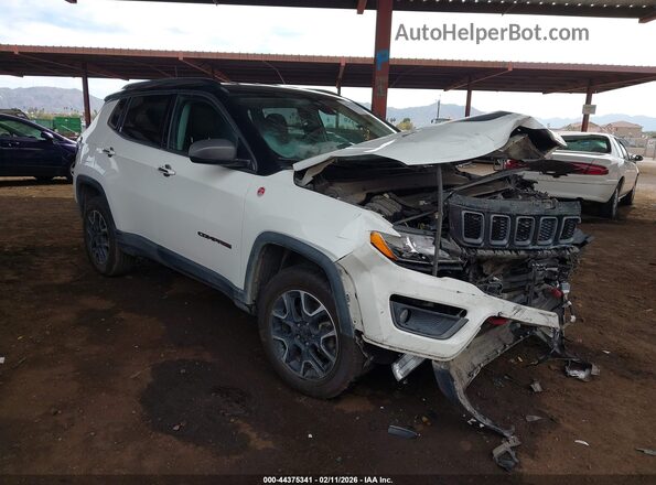 3C4NJDDB6KT799889 2019 JEEP COMPASS White Передня права чверть