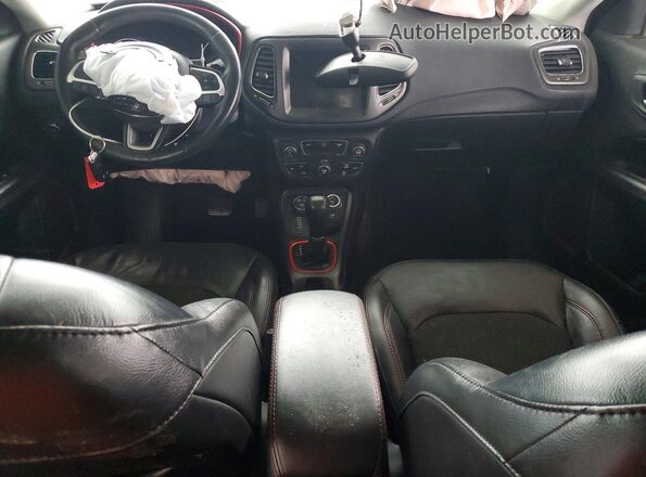 3C4NJDDB9KT771620 2019 JEEP COMPASS Серый Вид панели приборов