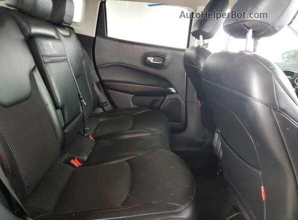 3C4NJDDB9KT771620 2019 JEEP COMPASS Серый Вид задней части салона