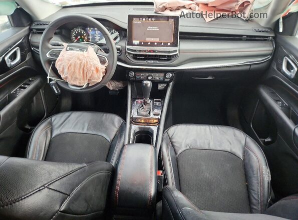 3C4NJDDBXNT101305 2022 JEEP COMPASS Серебряный Вид панели приборов