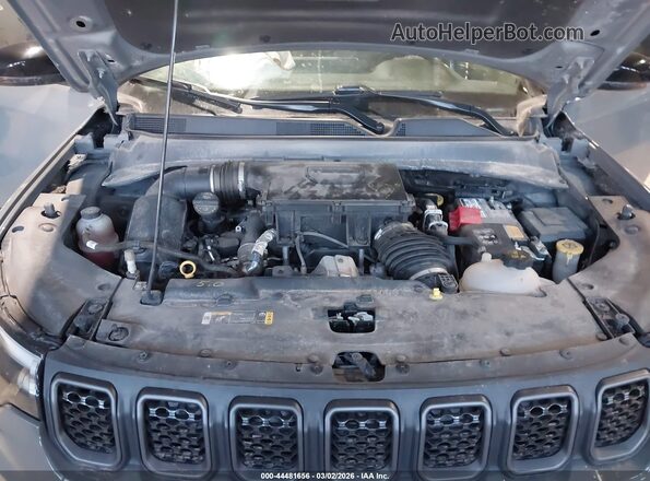 3C4NJDDN3RT581784 2024 JEEP COMPASS Серый Вид сзади