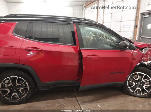 3C4NJDDN4ST522121 2025 JEEP COMPASS Красный Панорамный вид салона 360°