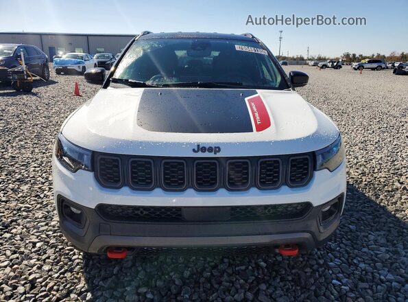 3C4NJDDN7TT186191 2026 JEEP COMPASS Белый Вид спереди